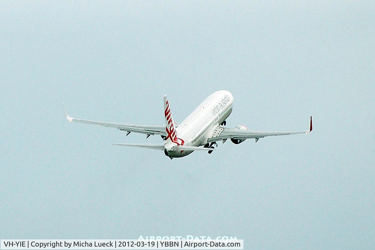 VH-YIE, 2011 Boeing 737-8FE C/N 38708, At Brisbane