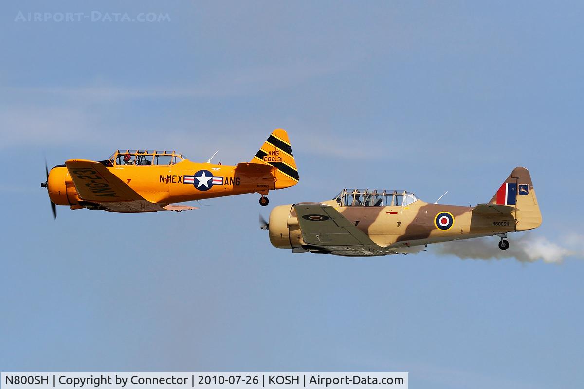 N800SH, 1943 North American AT-6D C/N 8814945, EAA Airventure 2010.