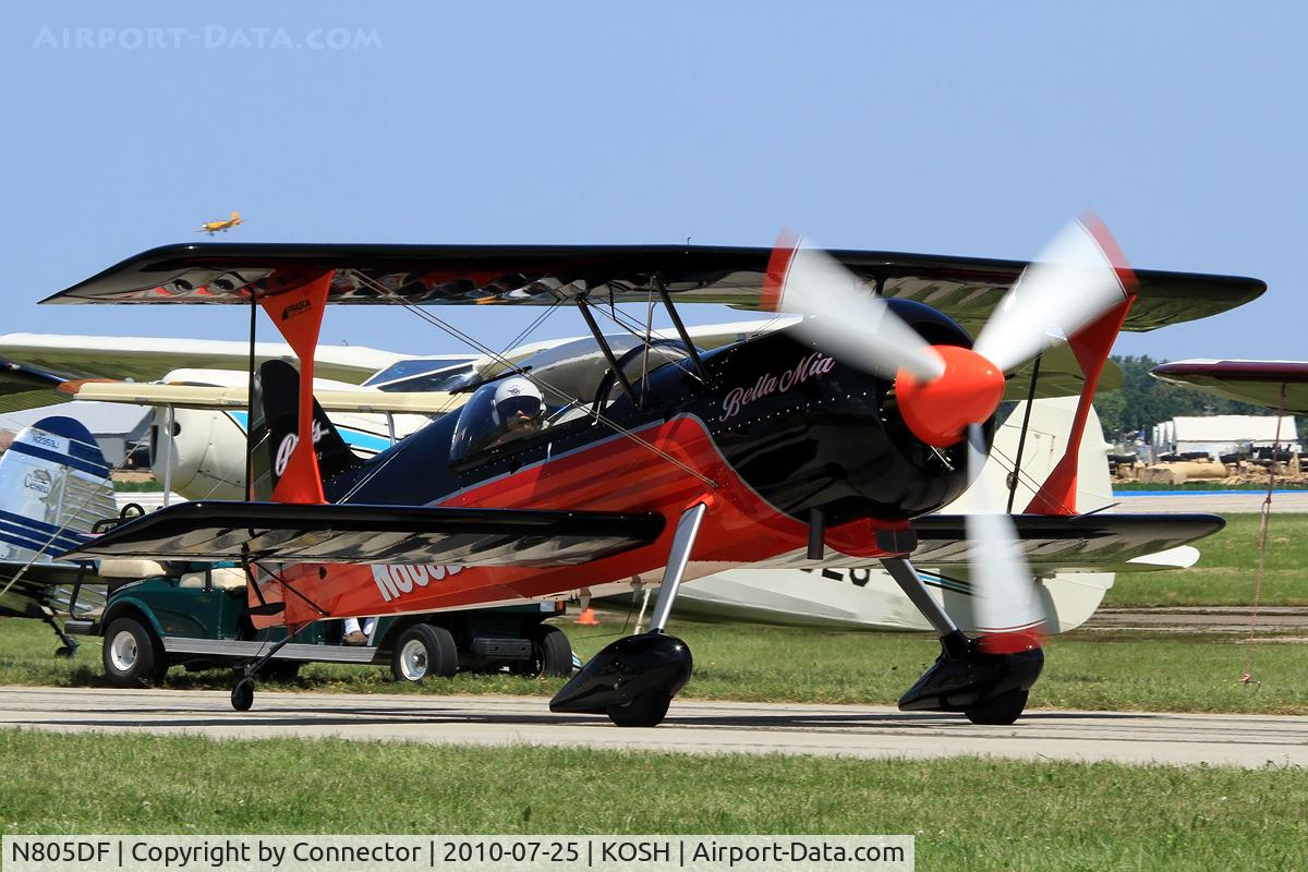 N805DF, Pitts Model 12 C/N 215, EAA Airventure 2010.