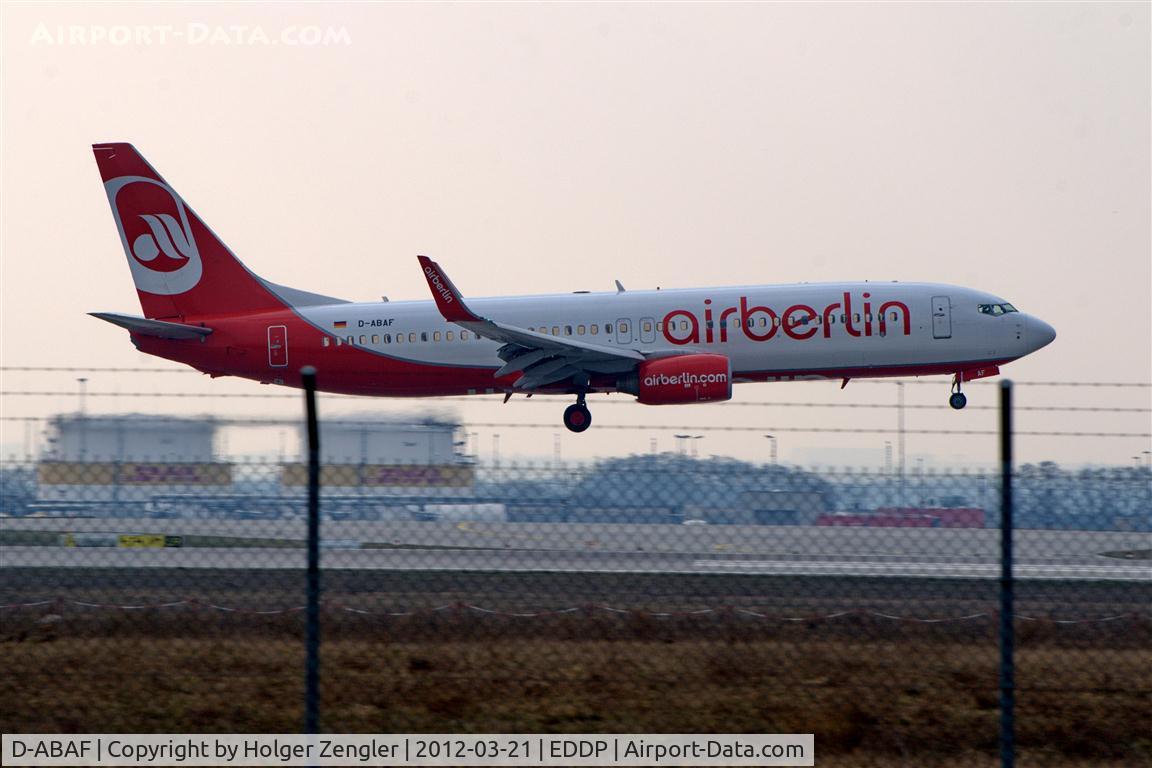 D-ABAF, 2001 Boeing 737-86J C/N 30878, Bird on wire and final on rwy 26L....