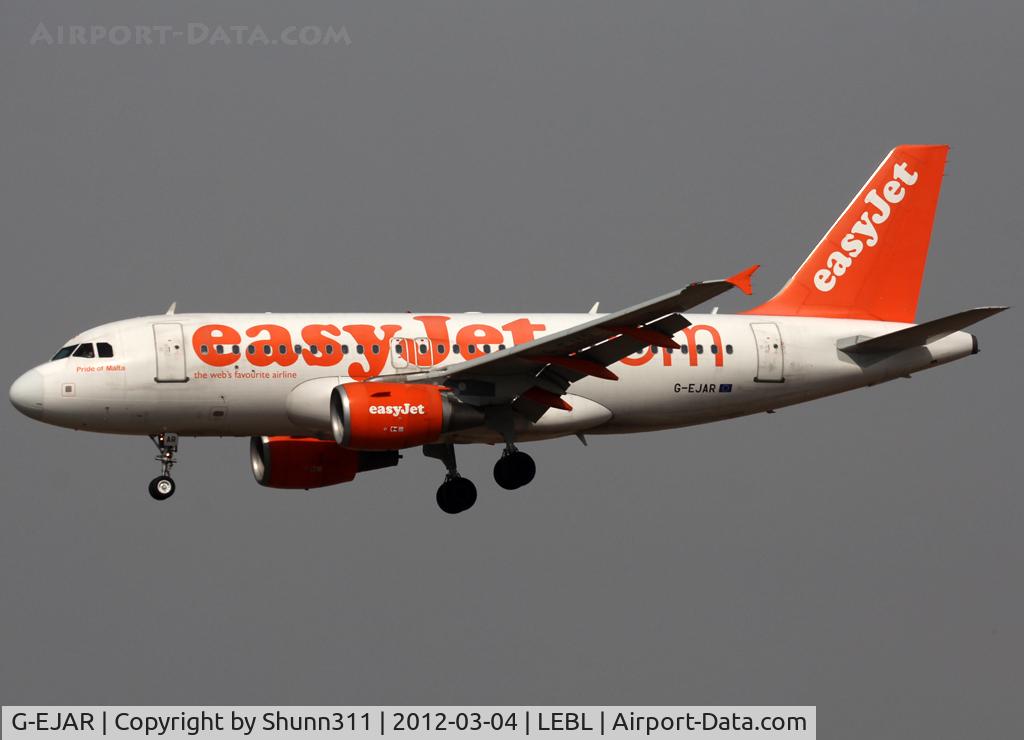 G-EJAR, 2005 Airbus A319-111 C/N 2412, Landing rwy 25R