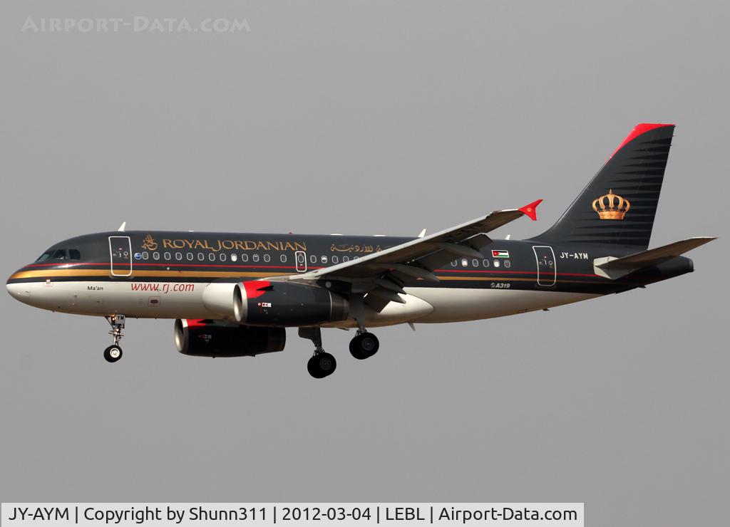 JY-AYM, 2008 Airbus A319-132 C/N 3685, Landing rwy 25R