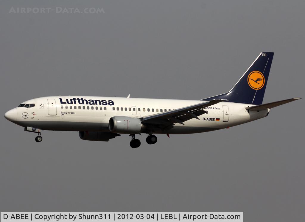 D-ABEE, 1991 Boeing 737-330 C/N 25216, Landing rwy 25R