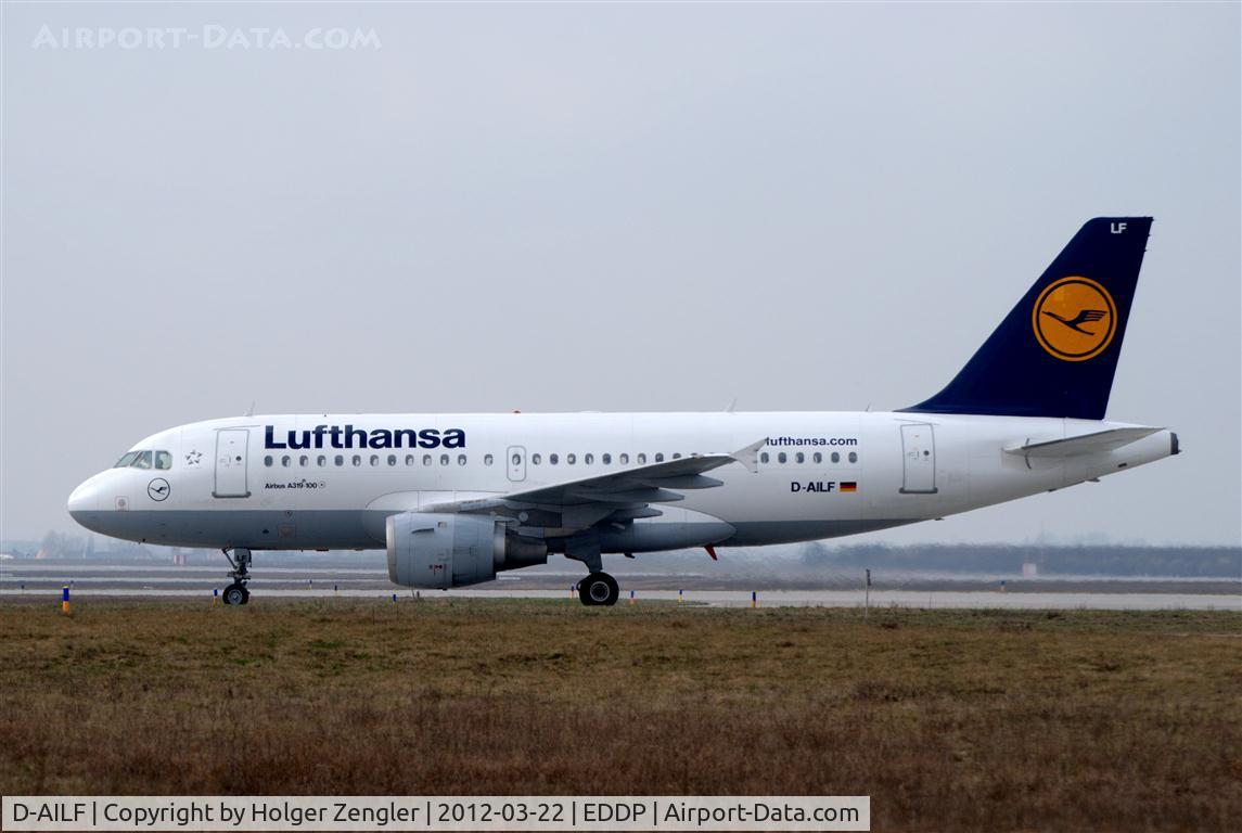 D-AILF, 1996 Airbus A319-114 C/N 636, Noon connection from FRA on taxiway A6...