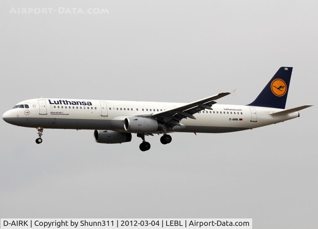 D-AIRK, 1994 Airbus A321-131 C/N 0502, Landing rwy 25R