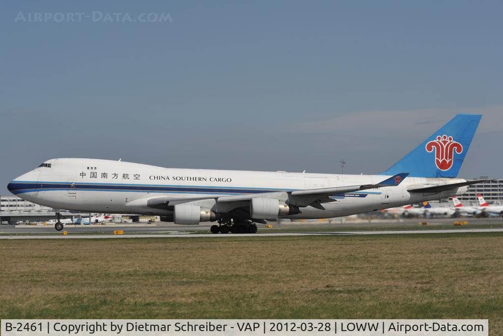 B-2461, Boeing 747-41BF/SCD C/N 32804, China Southern Boeing 747-400