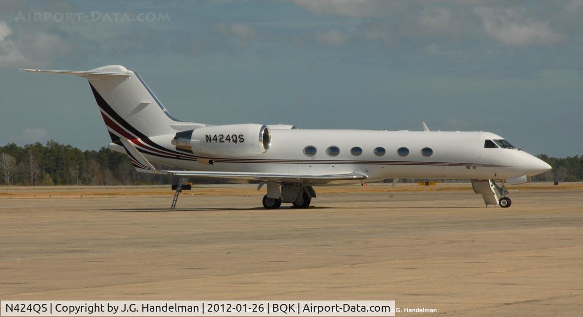 N424QS, 1997 Gulfstream Aerospace G-IV C/N 1324, At Brunswick-Golden Isles GA