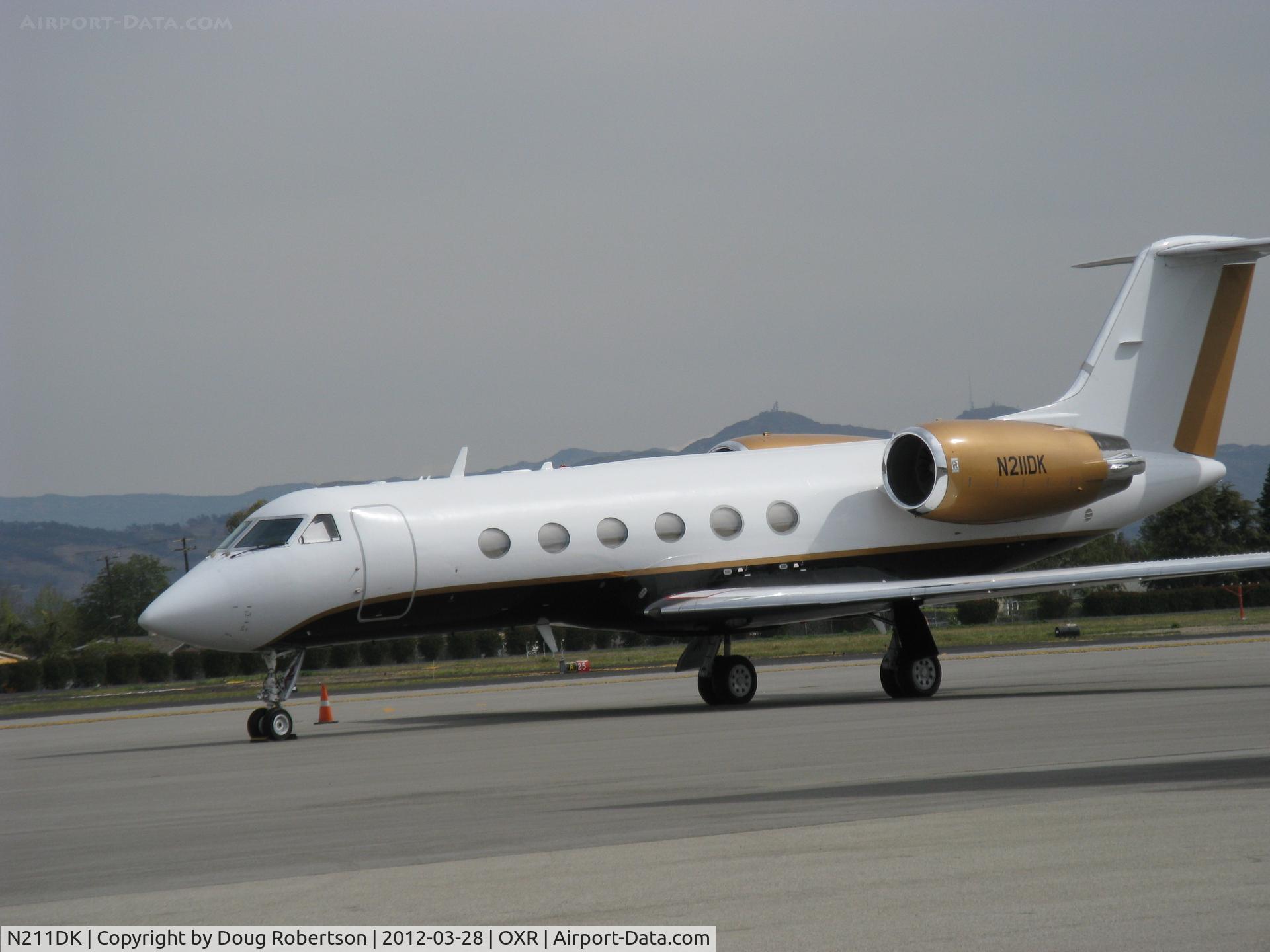 N211DK, 1988 Gulfstream Aerospace G-IV C/N 1078, 1988 Gulfstream Aerospace G-IV, two ROLLS-ROYCE Tay Mk 611-8 Turbofans 13,850 lb st each. Normal cruise 460 kt. 529 mph