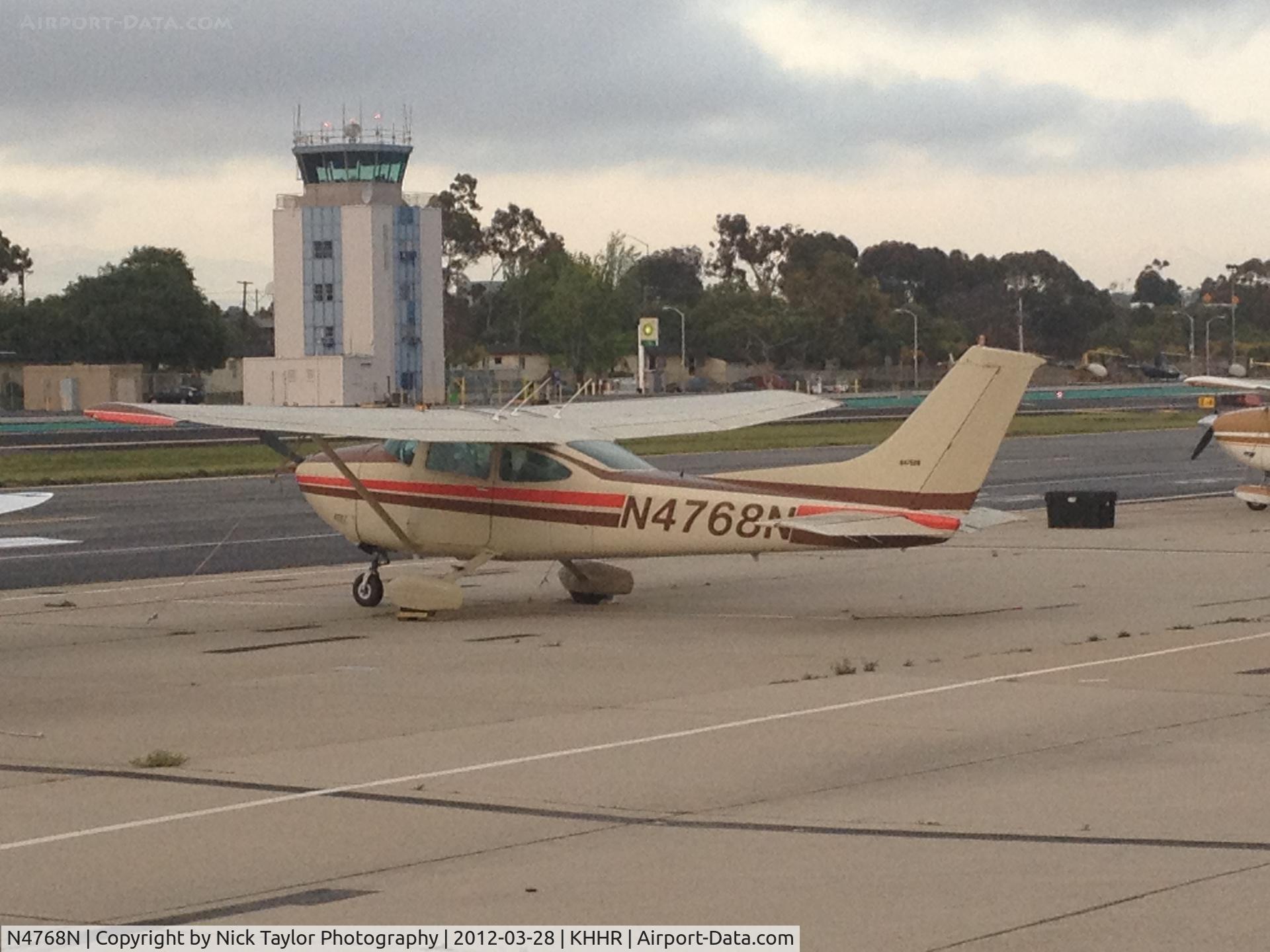 N4768N, 1979 Cessna 182Q Skylane C/N 18267351, Parked outside on the west end
