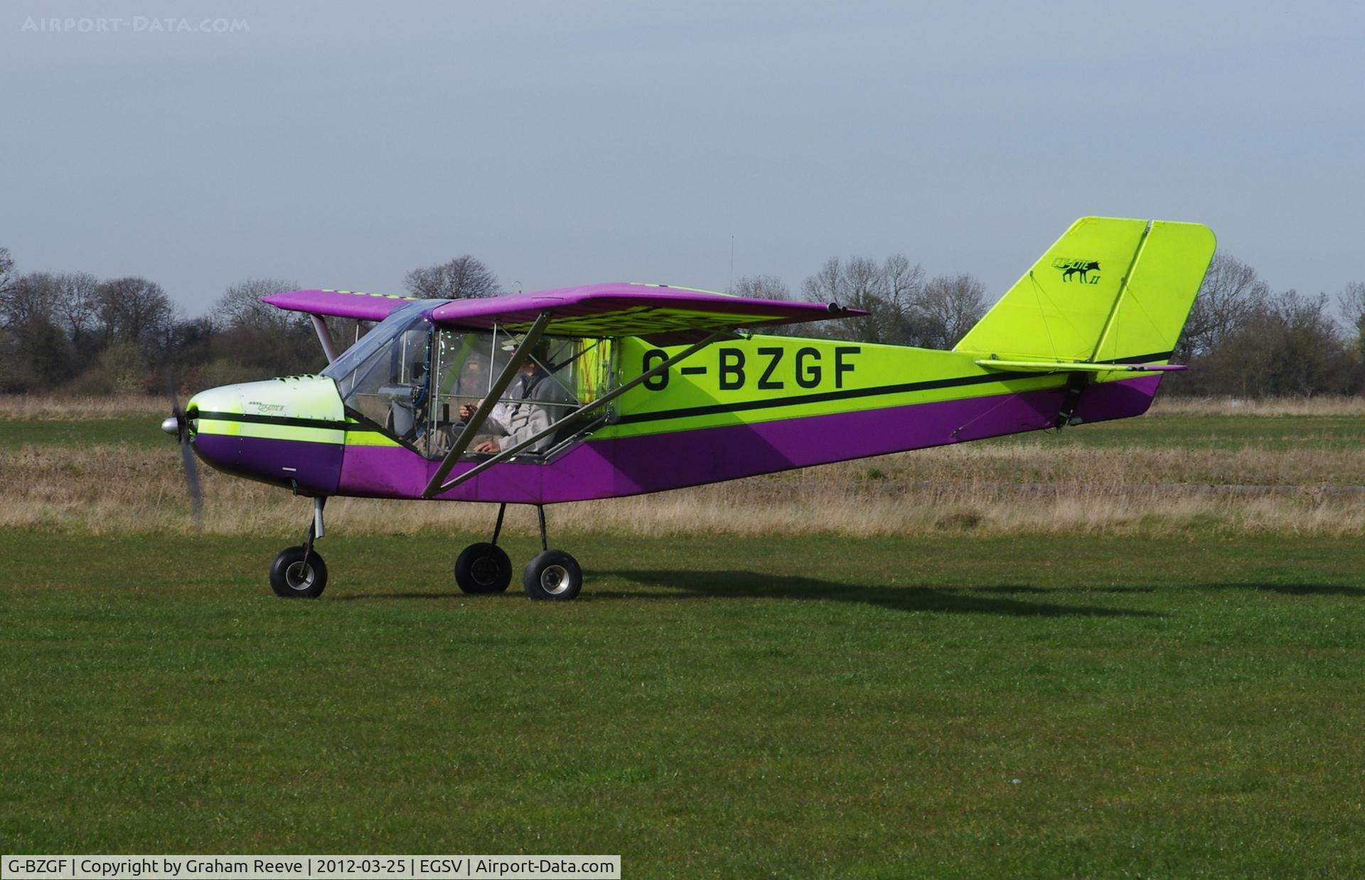 G-BZGF, 2000 Rans S-6ES Coyote II C/N PFA 204-13594, About to depart.