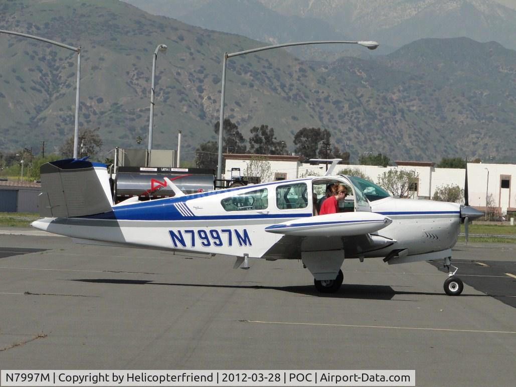 N7997M, 1966 Beech V35 Bonanza C/N D-8277, Loading the plane and getting ready to depart