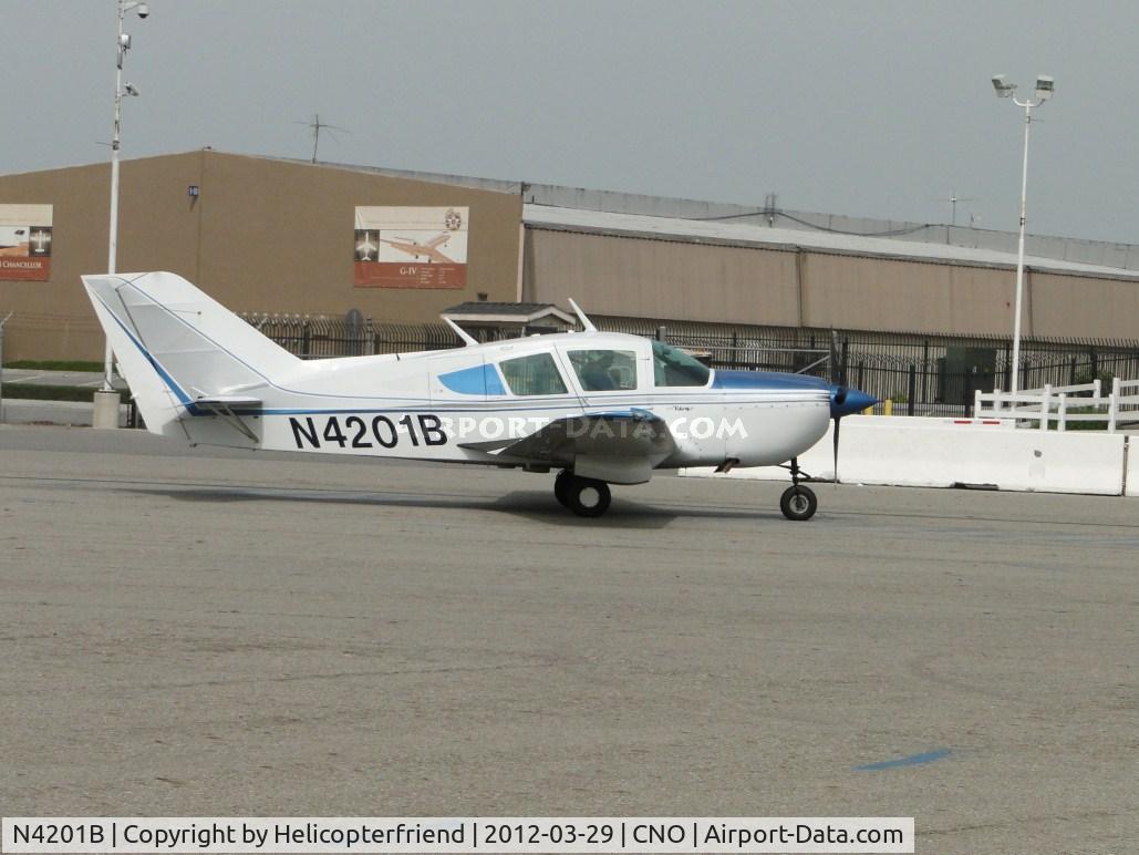 N4201B, 1975 Bellanca 17-30A Viking C/N 75-30775, Taxiing to the runway