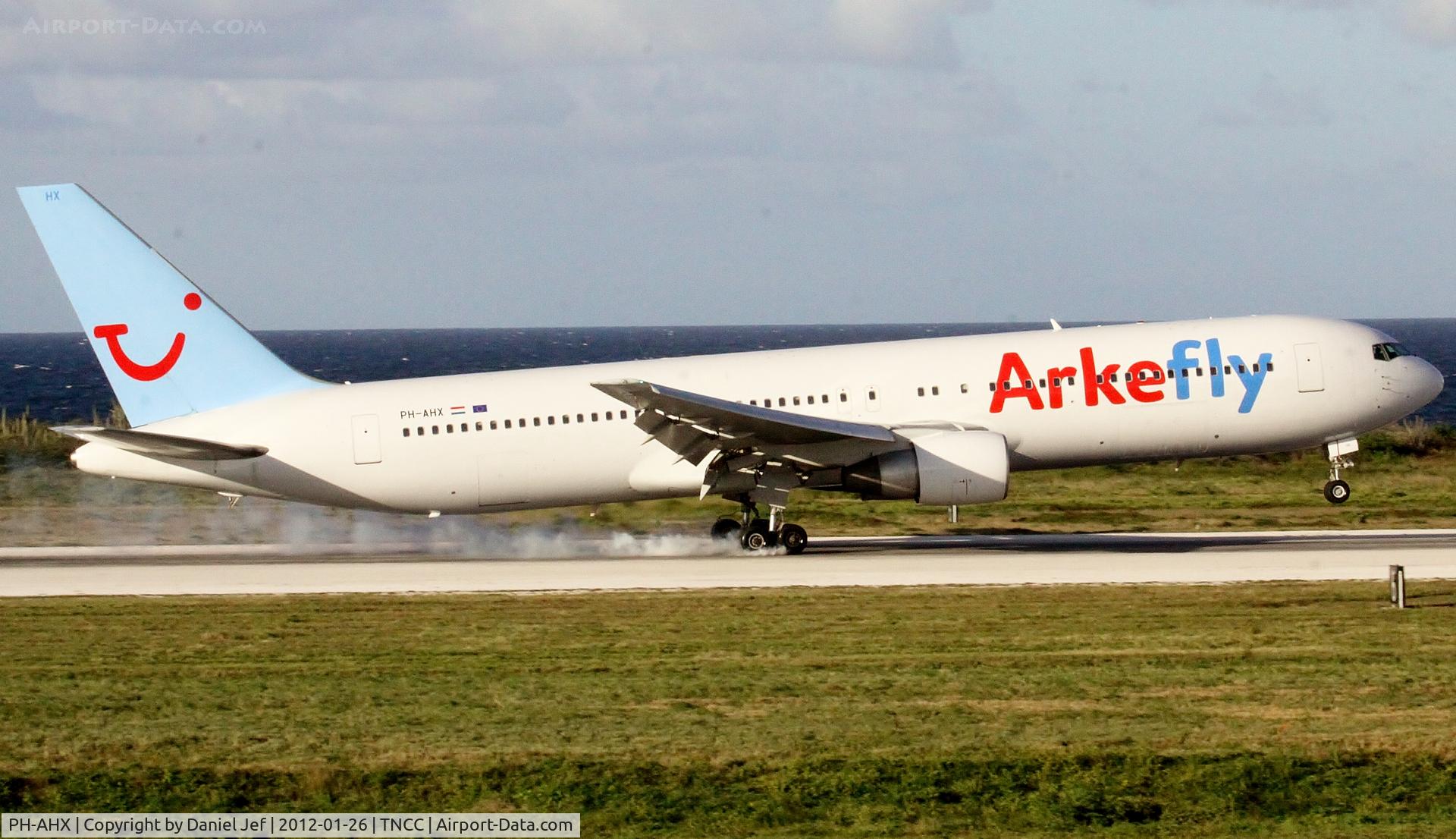 PH-AHX, 1990 Boeing 767-383 C/N 24847, PH-AHX