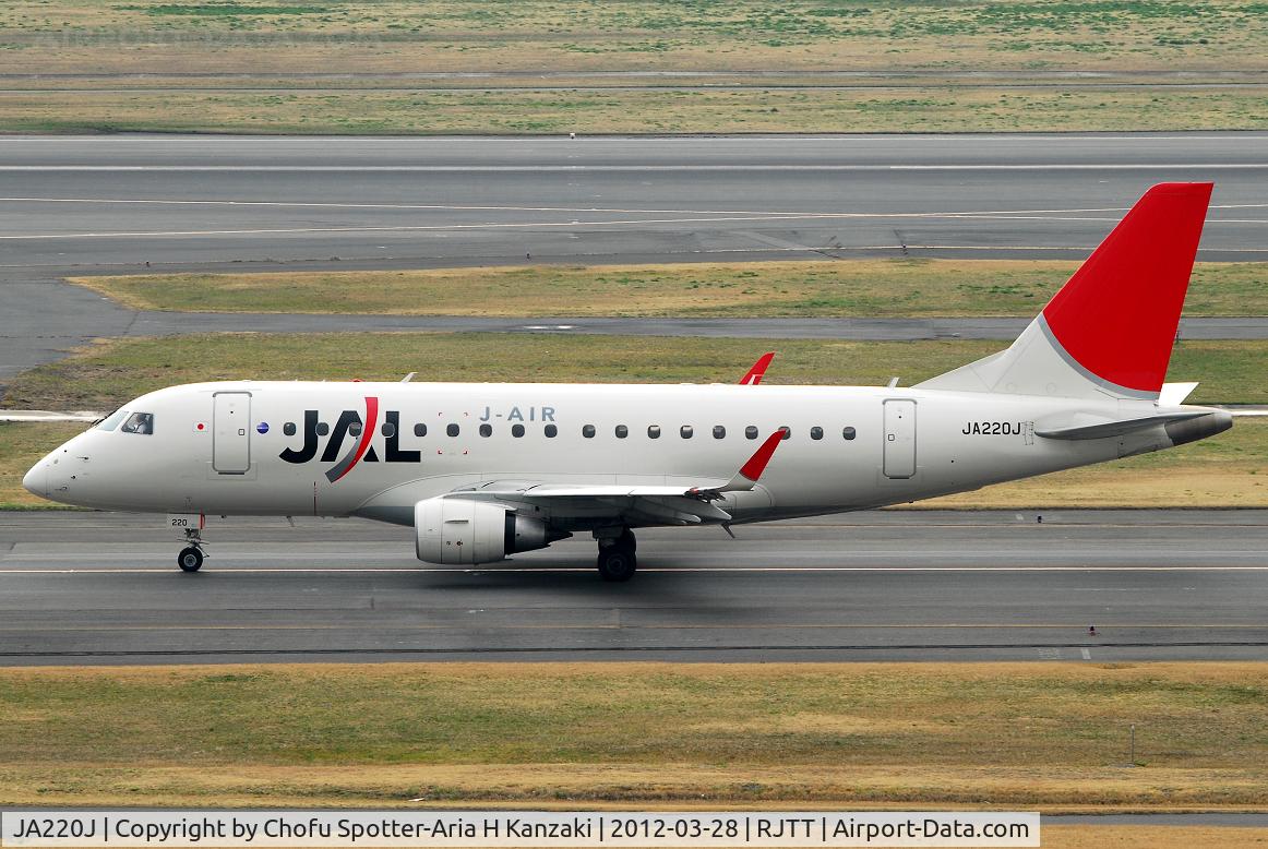 JA220J, 2011 Embraer 170-100STD 170STD C/N 17000322, NikonD200+TAMRON AF 200-500mm F/5-6.3 LD IF