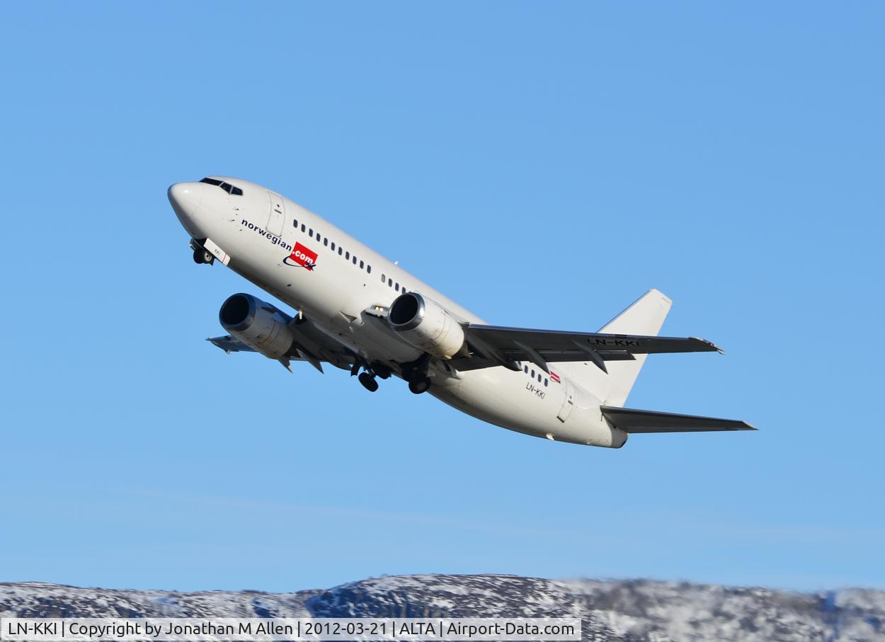 LN-KKI, 1990 Boeing 737-3K2 C/N 24329, Leaving Alta for Oslo.