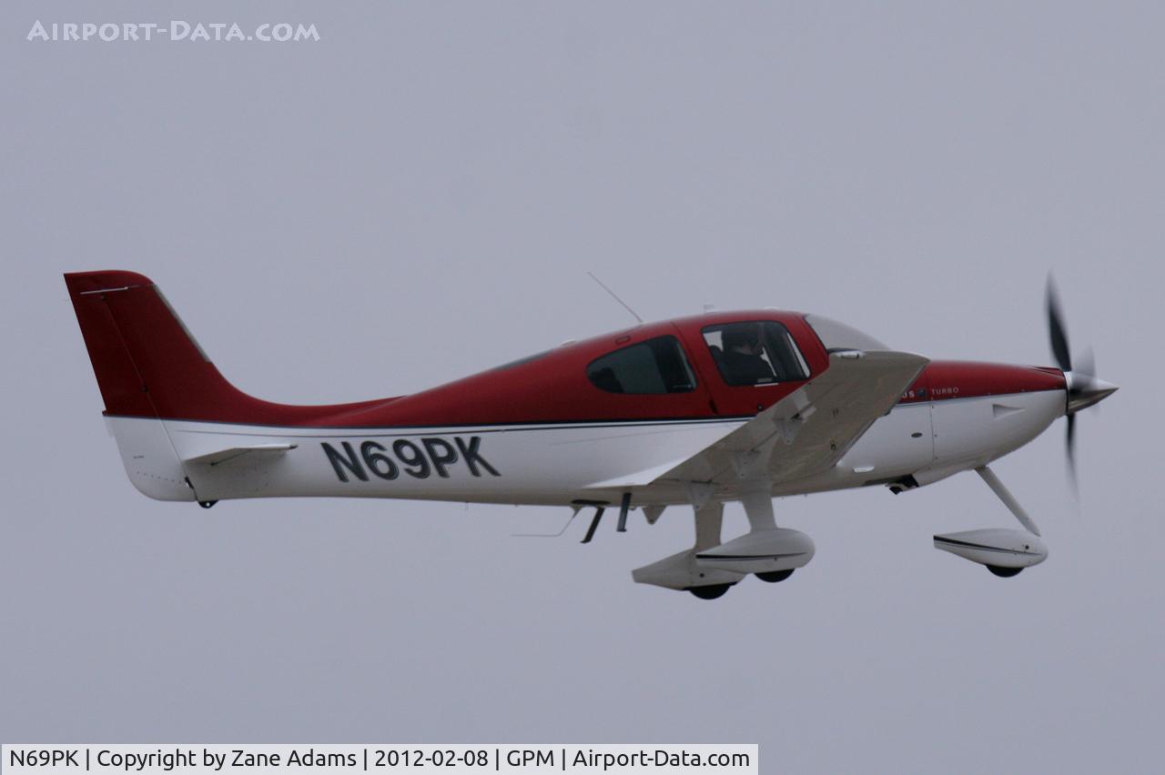 N69PK, Cirrus SR22 C/N 3576, At Grand Prairie Municipal