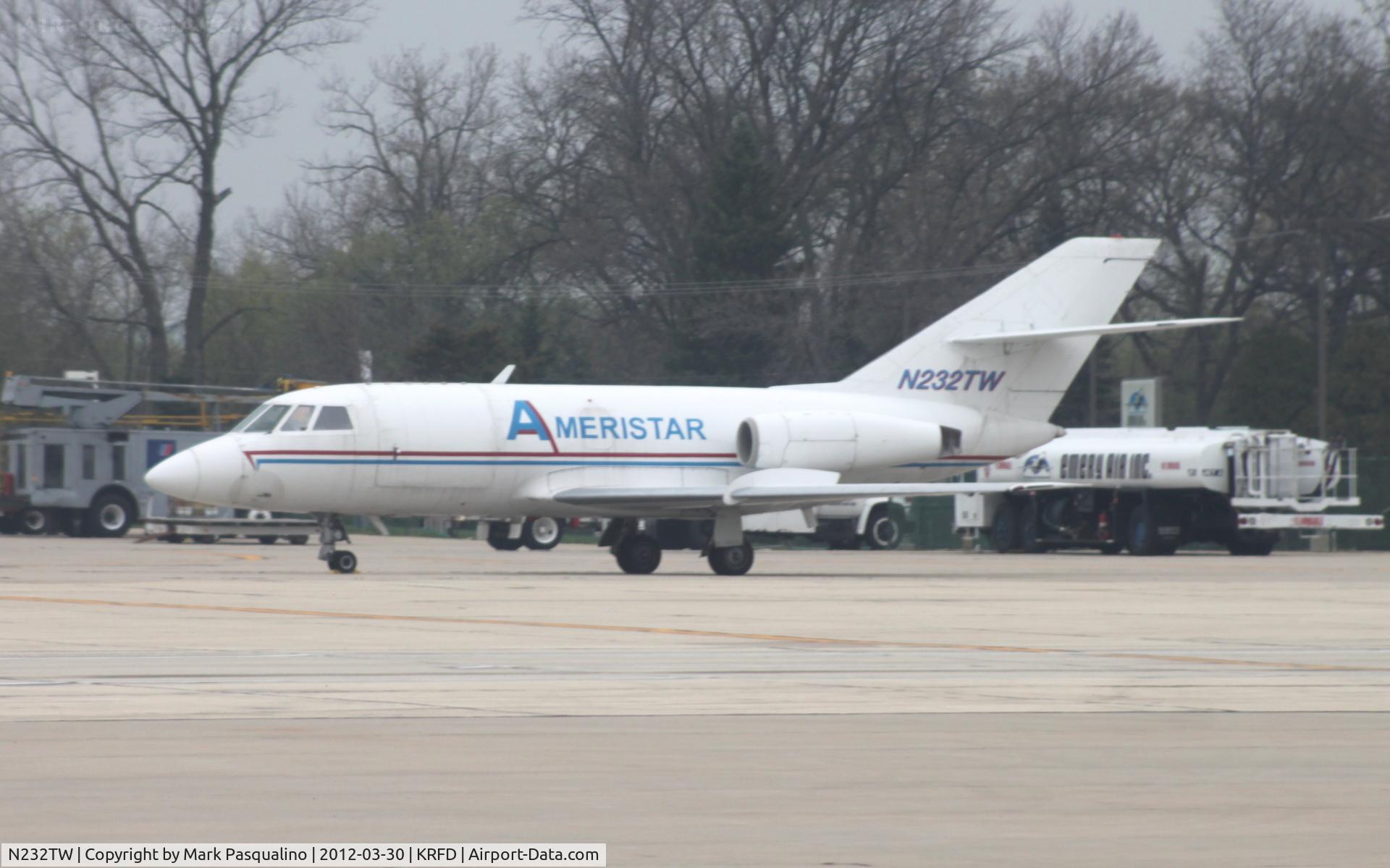 N232TW, 1966 Dassault Falcon 20C C/N 32, Falcon 20