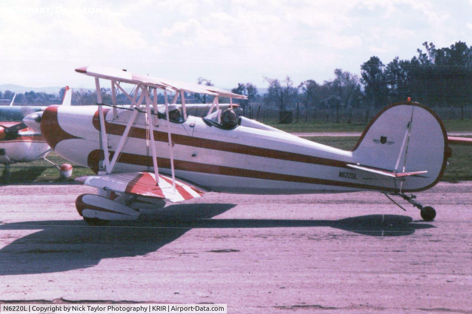 N6220L, 1976 Great Lakes 2T-1A-2 Sport Trainer C/N 0732, Flabob in the early 90's