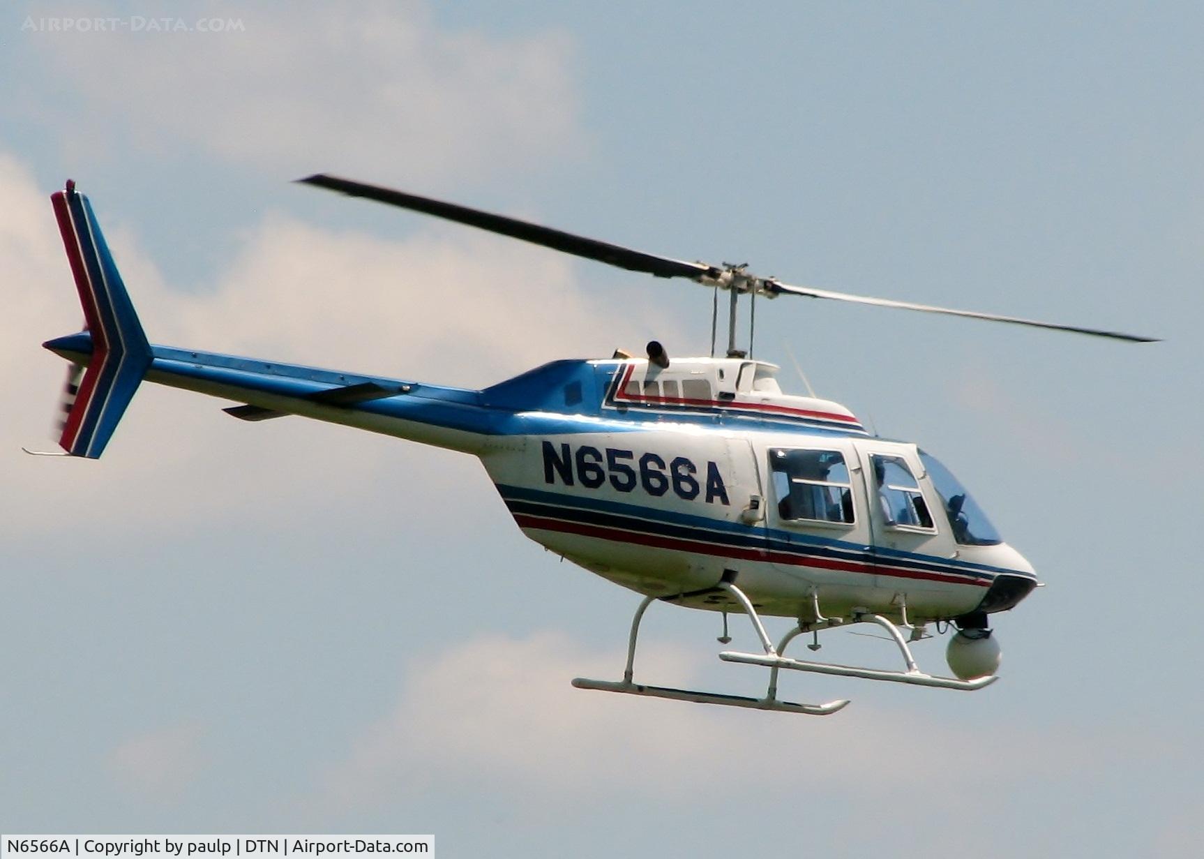 N6566A, 1973 Bell 206B JetRanger C/N 1204, At Downtown Shreveport.