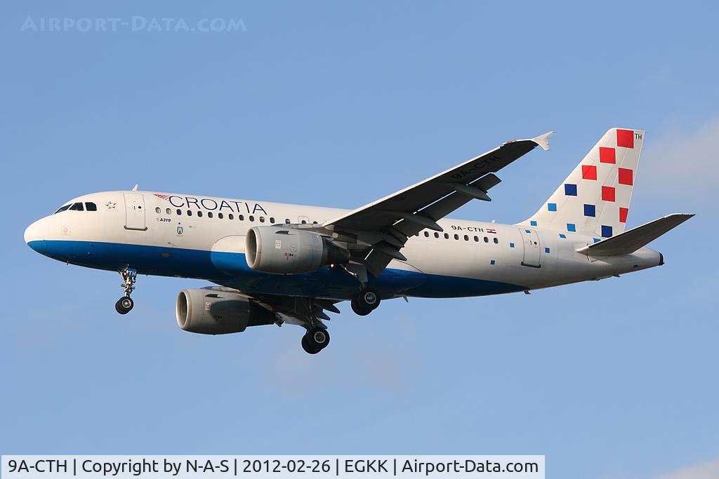 9A-CTH, 1998 Airbus A319-112 C/N 833, Short final