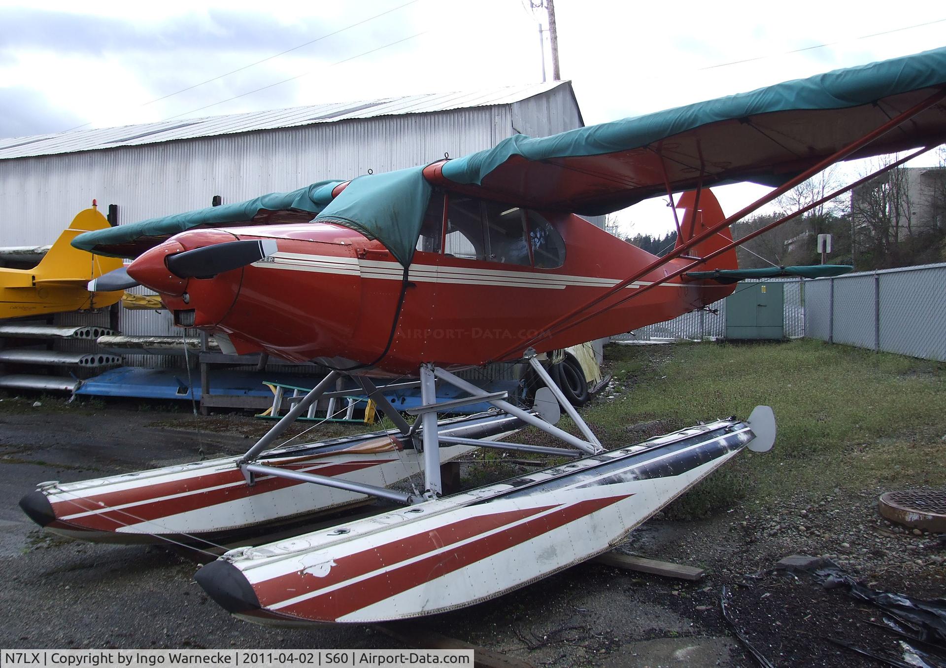 N7LX, 1947 Piper PA-12 Super Cruiser C/N 12-2687, Piper PA-12 Super Cruiser on floats at Kenmore Air Harbor, Kenmore WA
