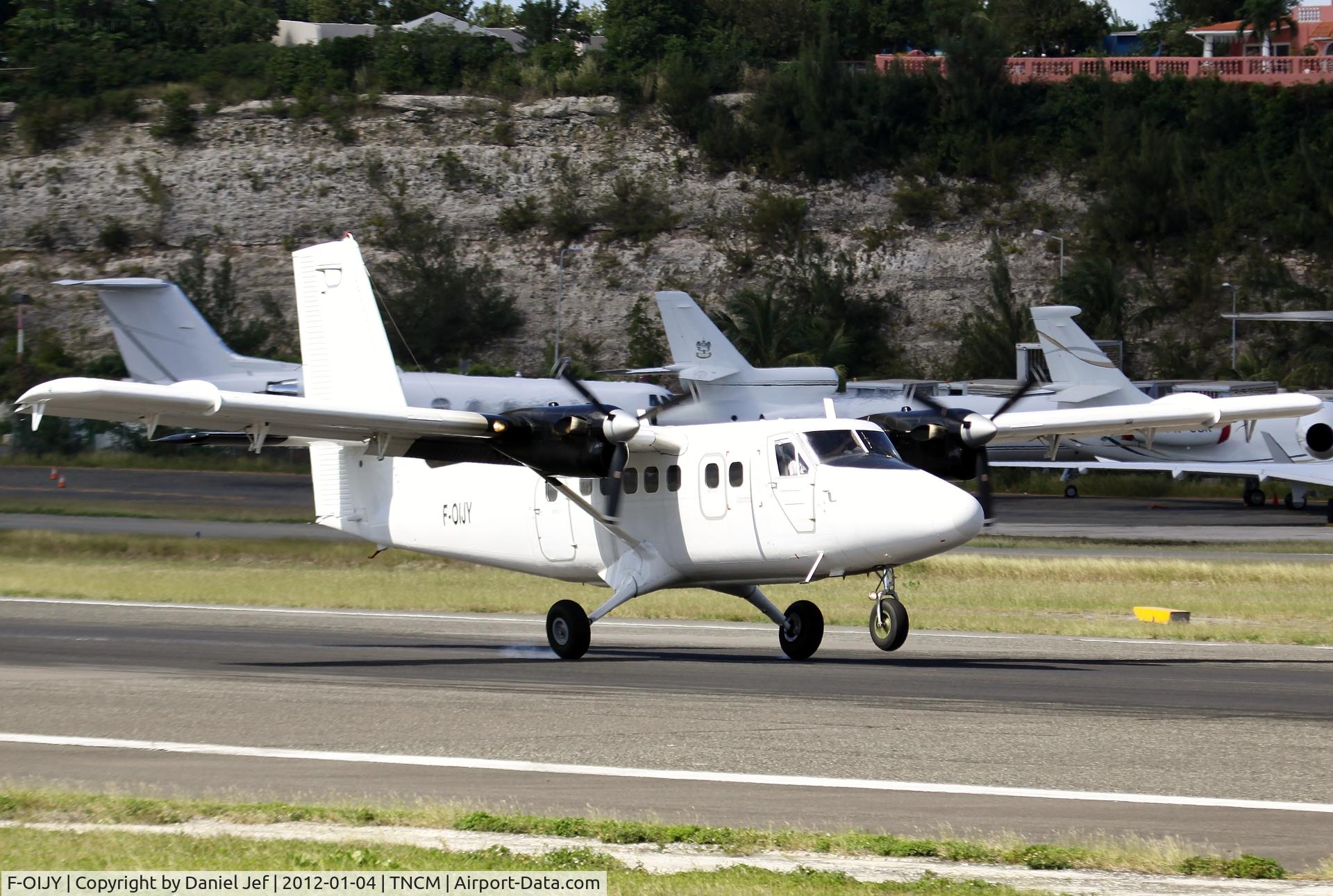 F-OIJY, 1982 De Havilland Canada DHC-6-300 Twin Otter C/N 797, F-OIJY
