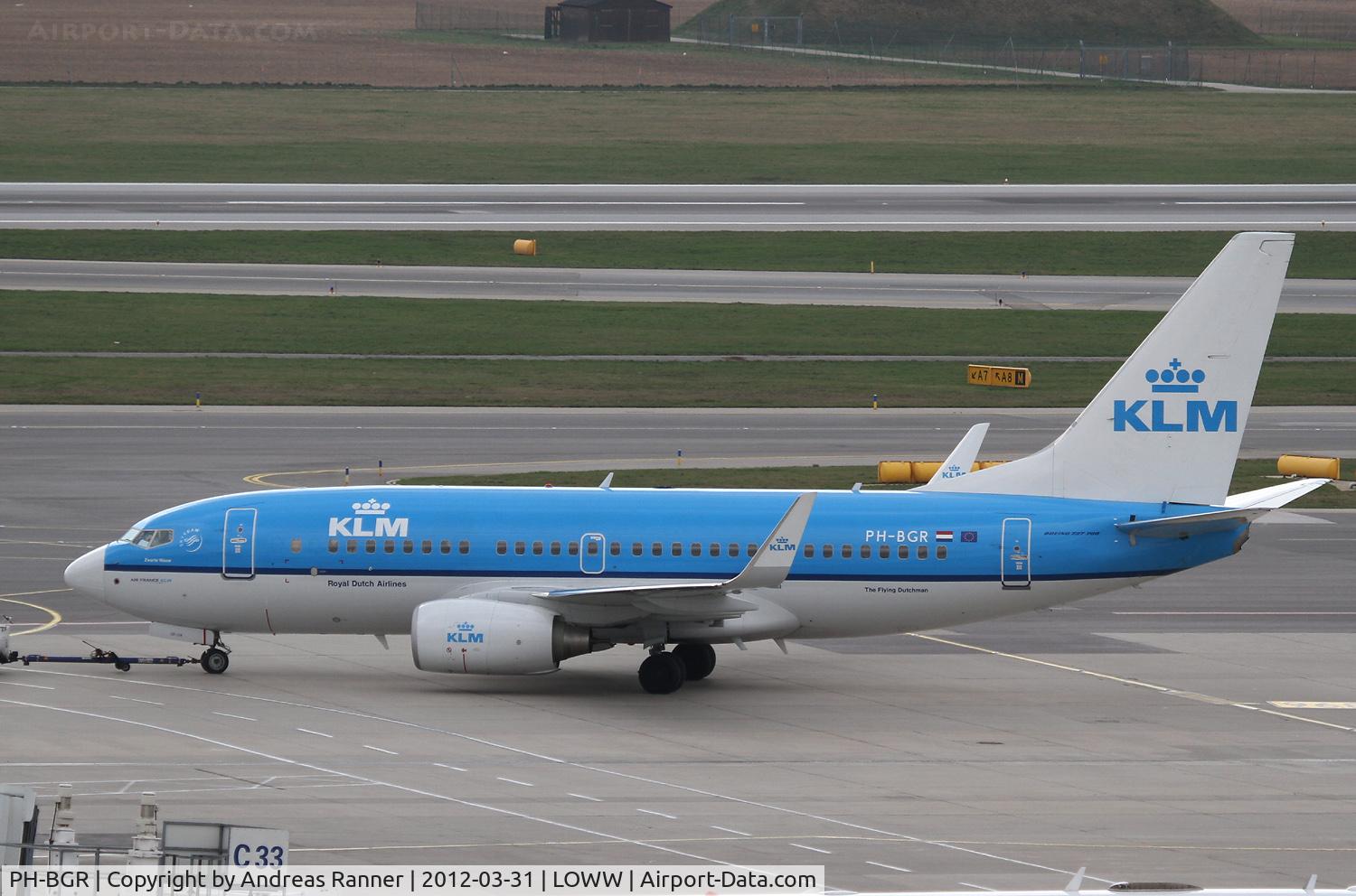 PH-BGR, 2011 Boeing 737-7K2 C/N 39446, white-nosed KLM Boeing 737