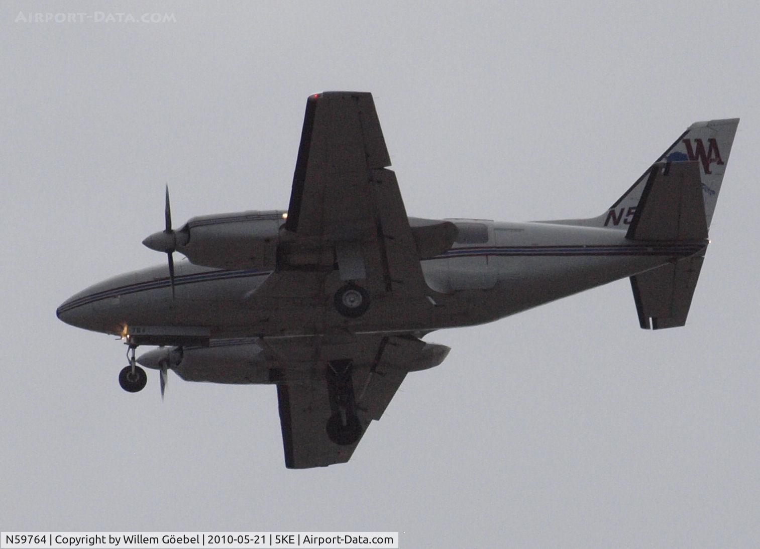 N59764, 1975 Piper PA-31-350 Chieftain C/N 31-7652037, Fly over in Ketchikan Harbor