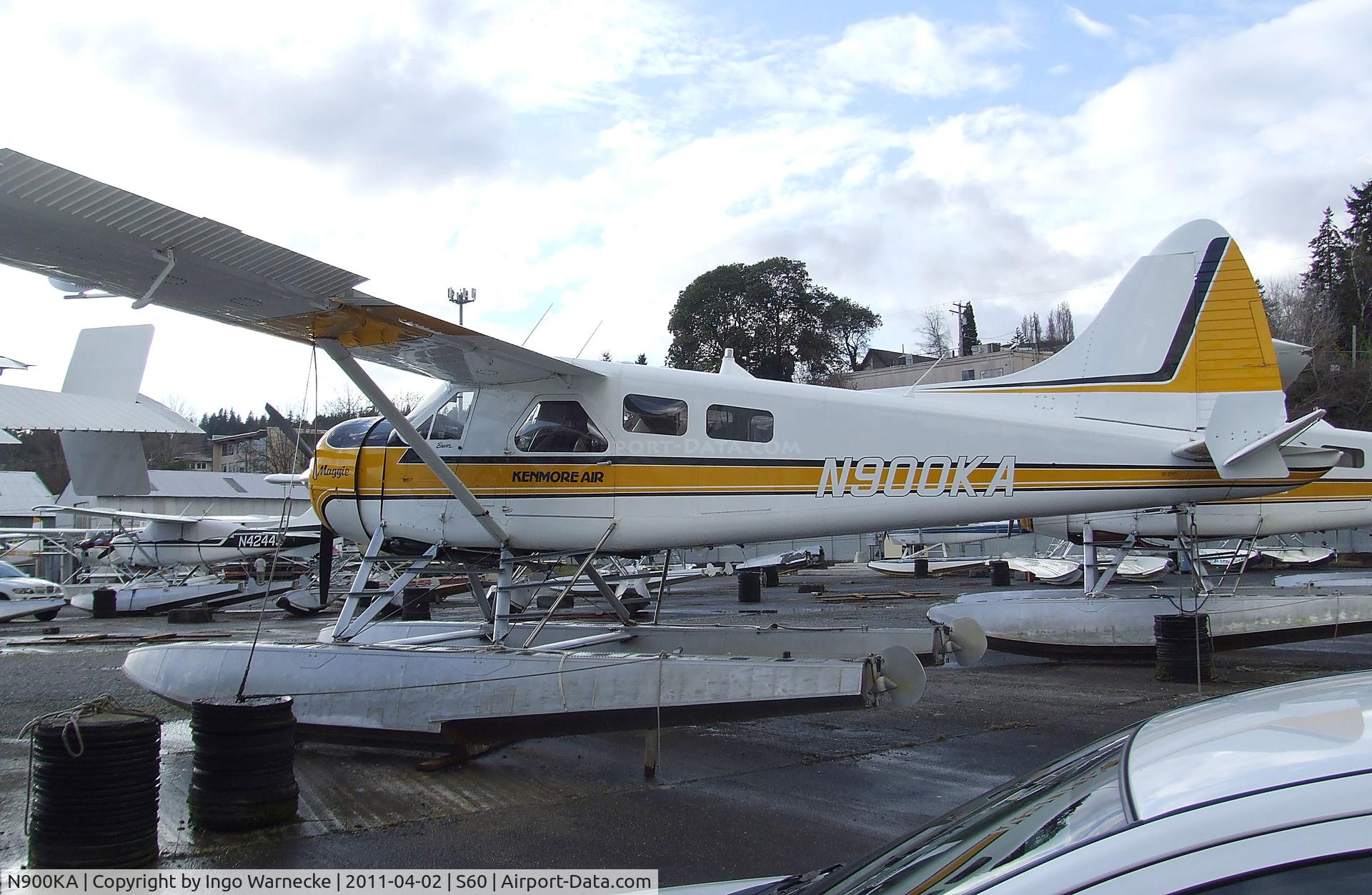N900KA, 1967 De Havilland Canada DHC-2 Beaver Mk.I (L20A) C/N 1676, De Havilland Canada DHC-2 Beaver Mk. I on floats at Kenmore Air Harbor, Kenmore WA
