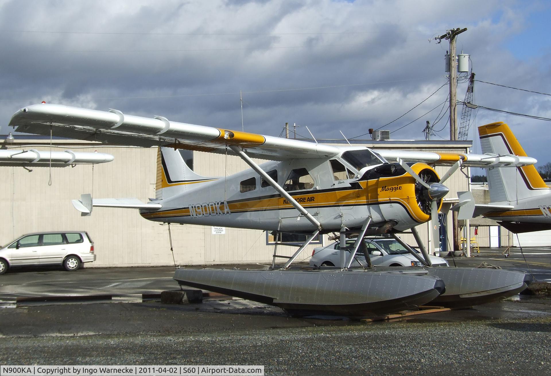N900KA, 1967 De Havilland Canada DHC-2 Beaver Mk.I (L20A) C/N 1676, De Havilland Canada DHC-2 Beaver Mk. I on floats at Kenmore Air Harbor, Kenmore WA