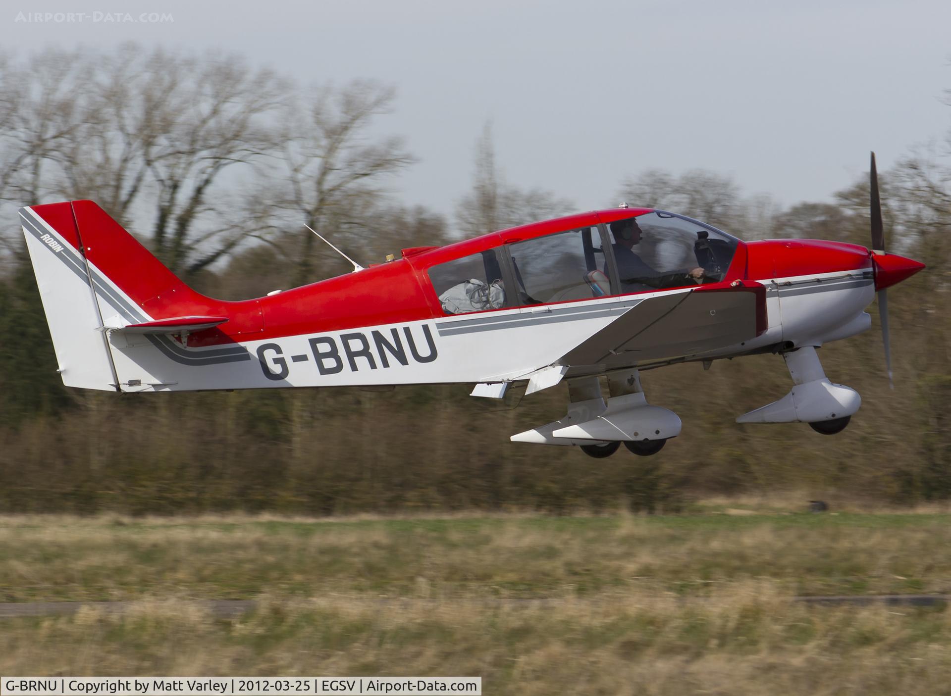 G-BRNU, 1989 Robin DR-400-180 Regent Regent C/N 1937, Arriving for the fly in.