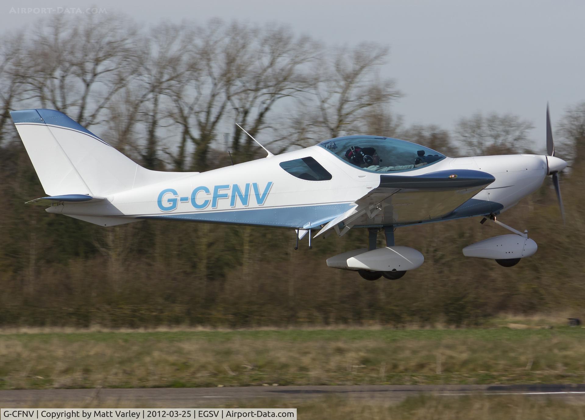 G-CFNV, 2009 CZAW SportCruiser C/N LAA 338-14844, Arriving for the fly in.