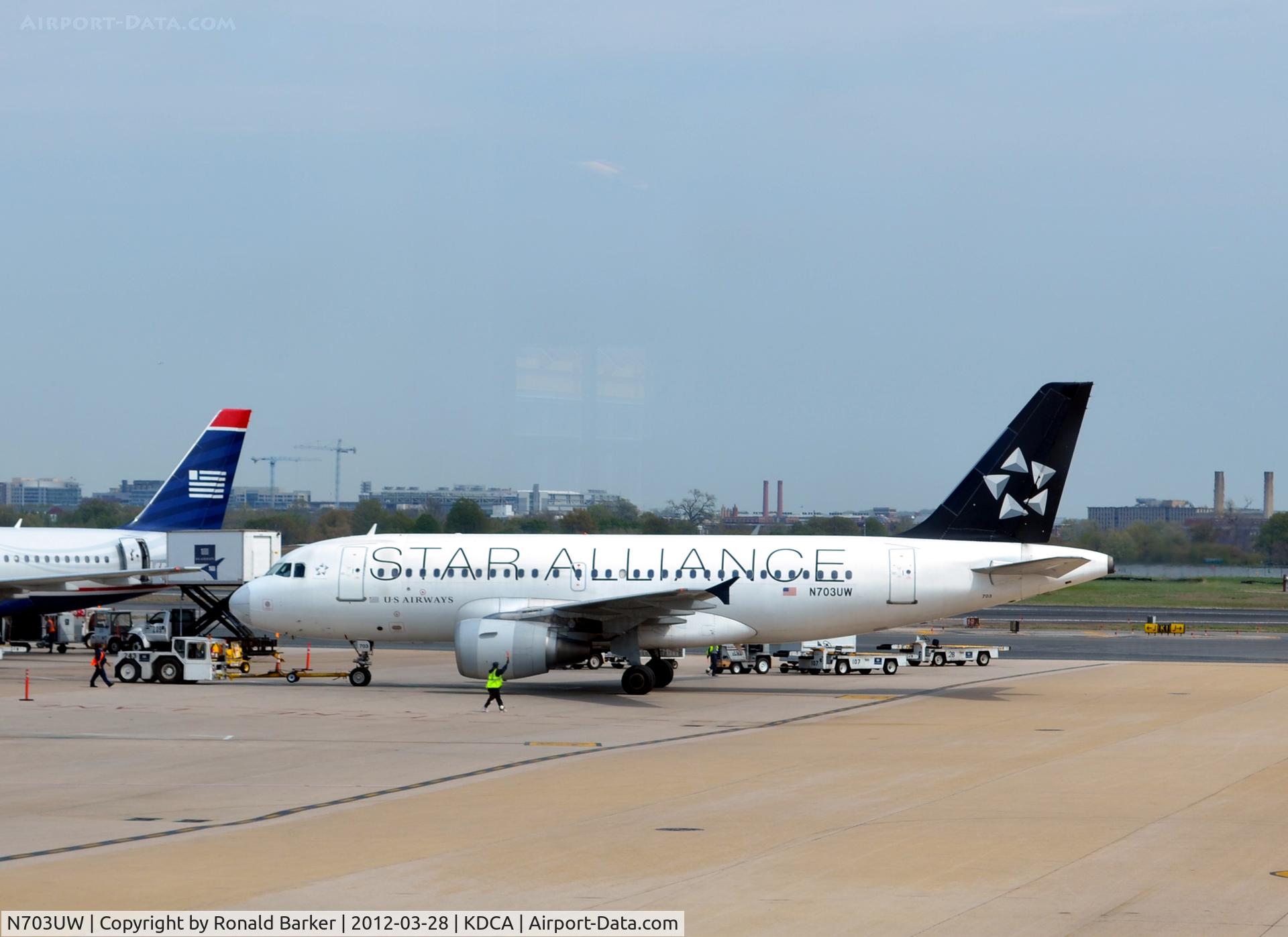 N703UW, 1998 Airbus A319-112 C/N 0904, Push back DCA
