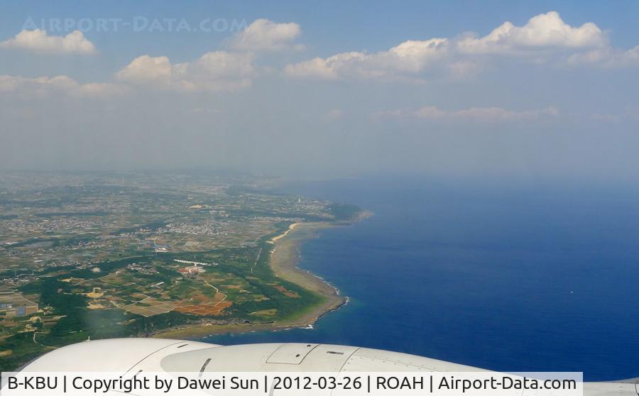 B-KBU, 2010 Boeing 737-84P C/N 37953, B-KBU ready to land in Naha