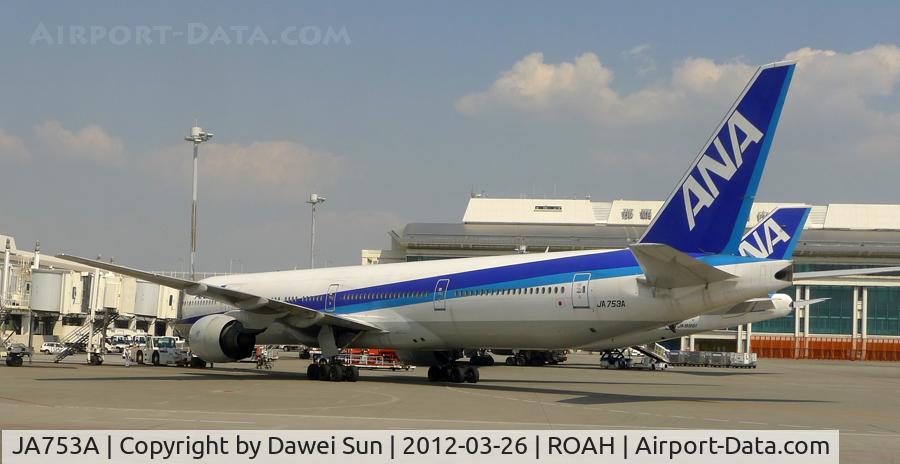JA753A, 1998 Boeing 777-381 C/N 28273, Naha Airport