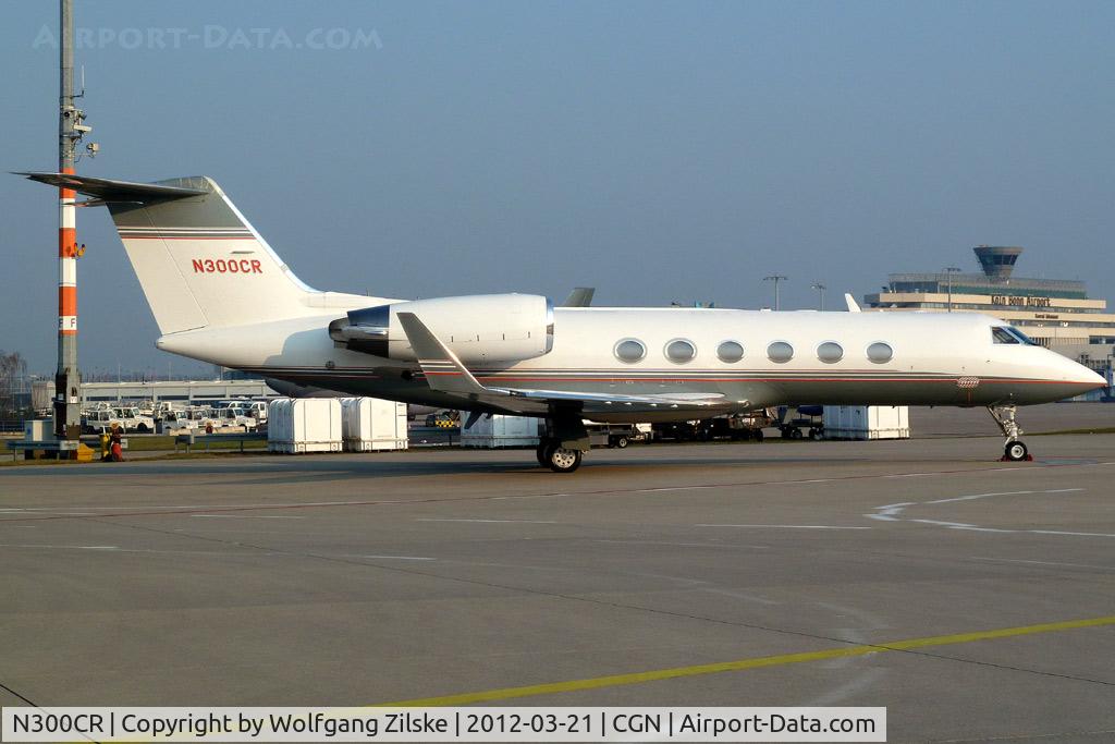 N300CR, 2000 Gulfstream Aerospace G-IV C/N 1401, visitor