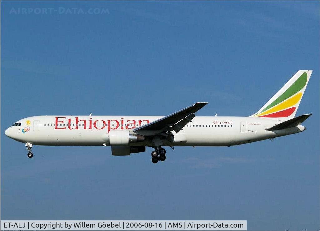 ET-ALJ, 2003 Boeing 767-360/ER C/N 33767, Landing on runway C18 of Schiphol Airport
