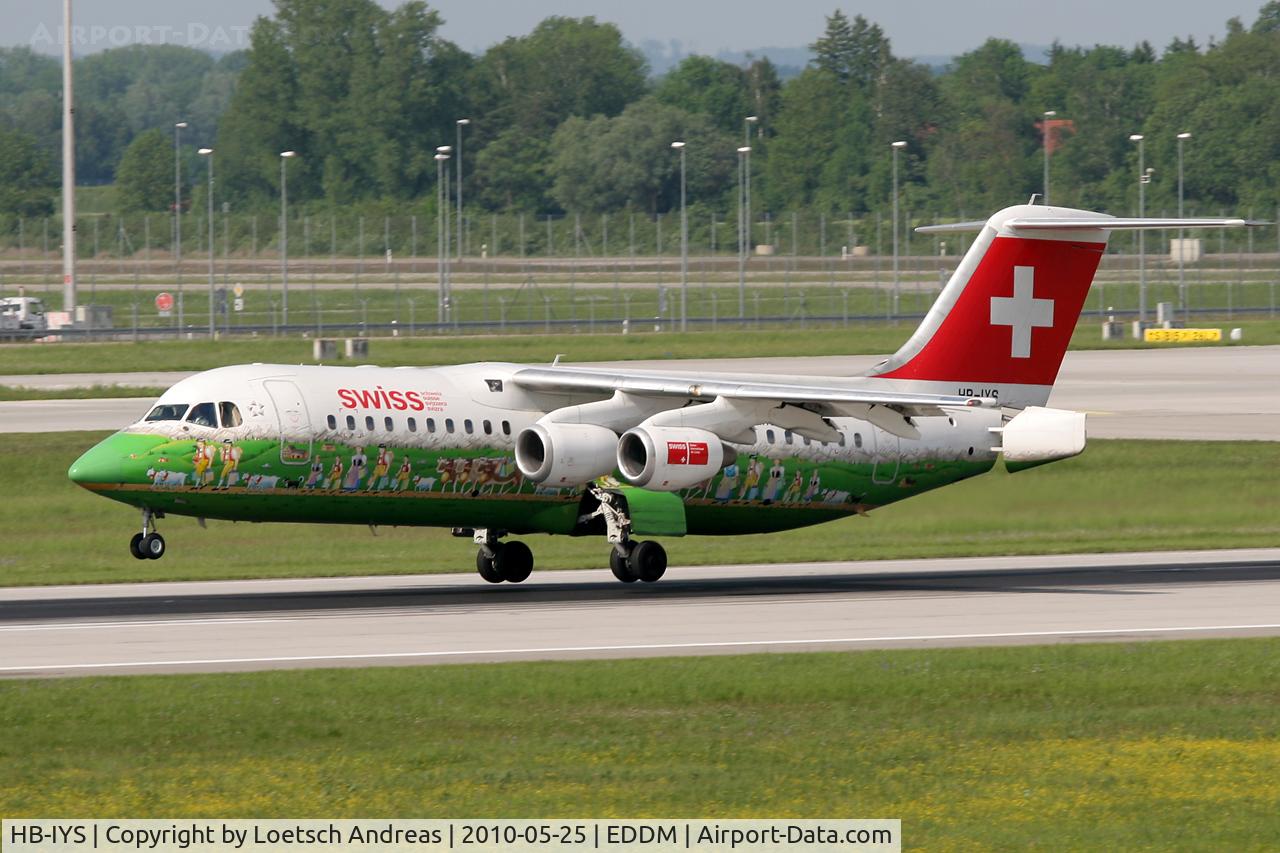 HB-IYS, 2001 British Aerospace Avro 146-RJ100 C/N E3381, Swiss special colors