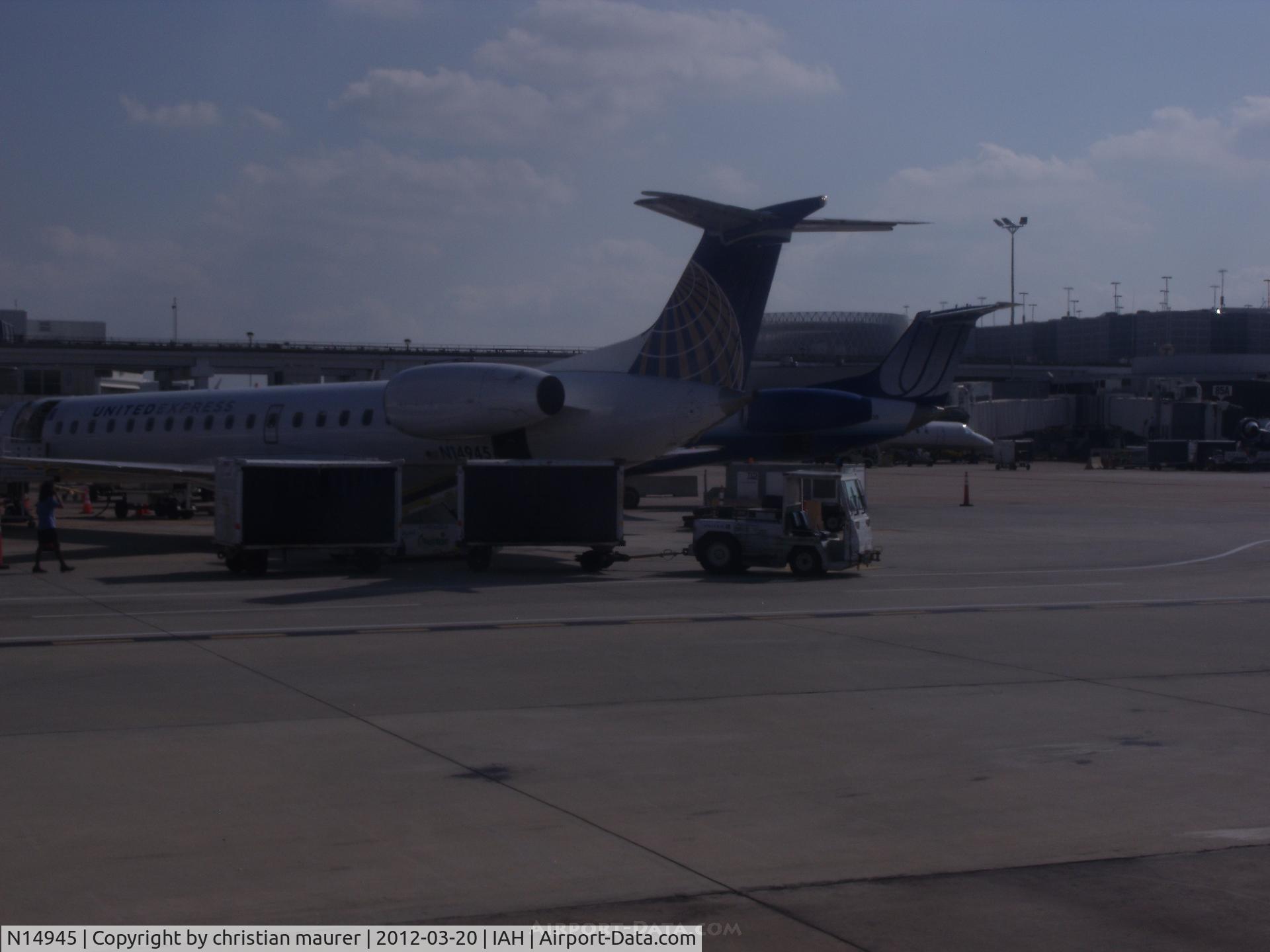 N14945, 1998 Embraer EMB-145EP (ERJ-145EP) C/N 145049, express jet