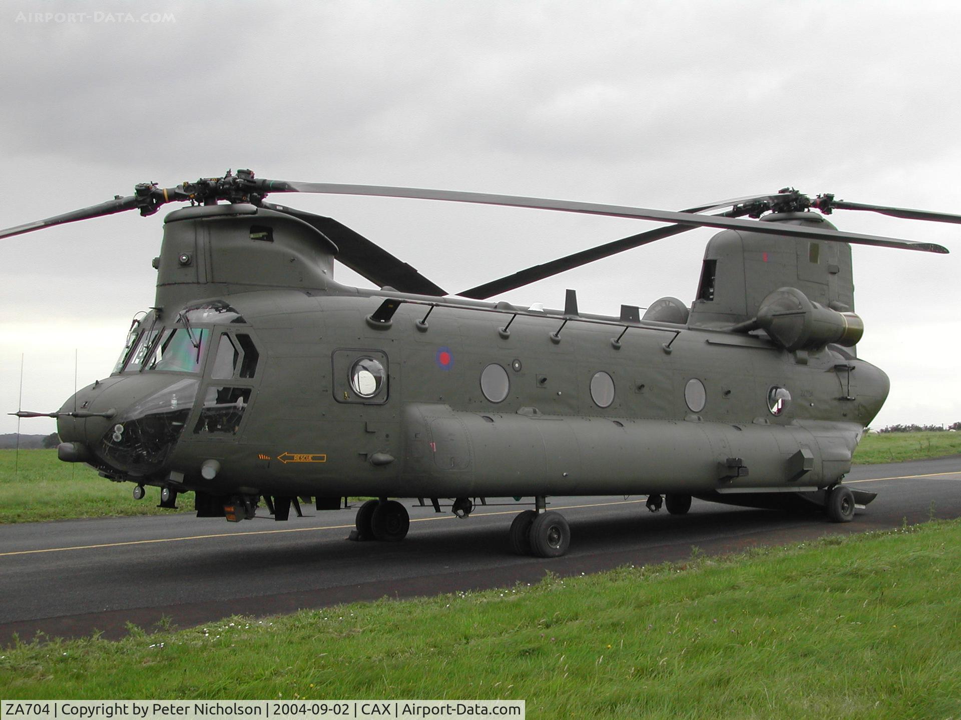 ZA704, 1981 Boeing Vertol Chinook HC.2 C/N M/A016/B-834/M7006, Chinook HC.2, callsign Vortex 532, of 18 Squadron at RAF Odiham as seen at Carlisle Airport in September 20040