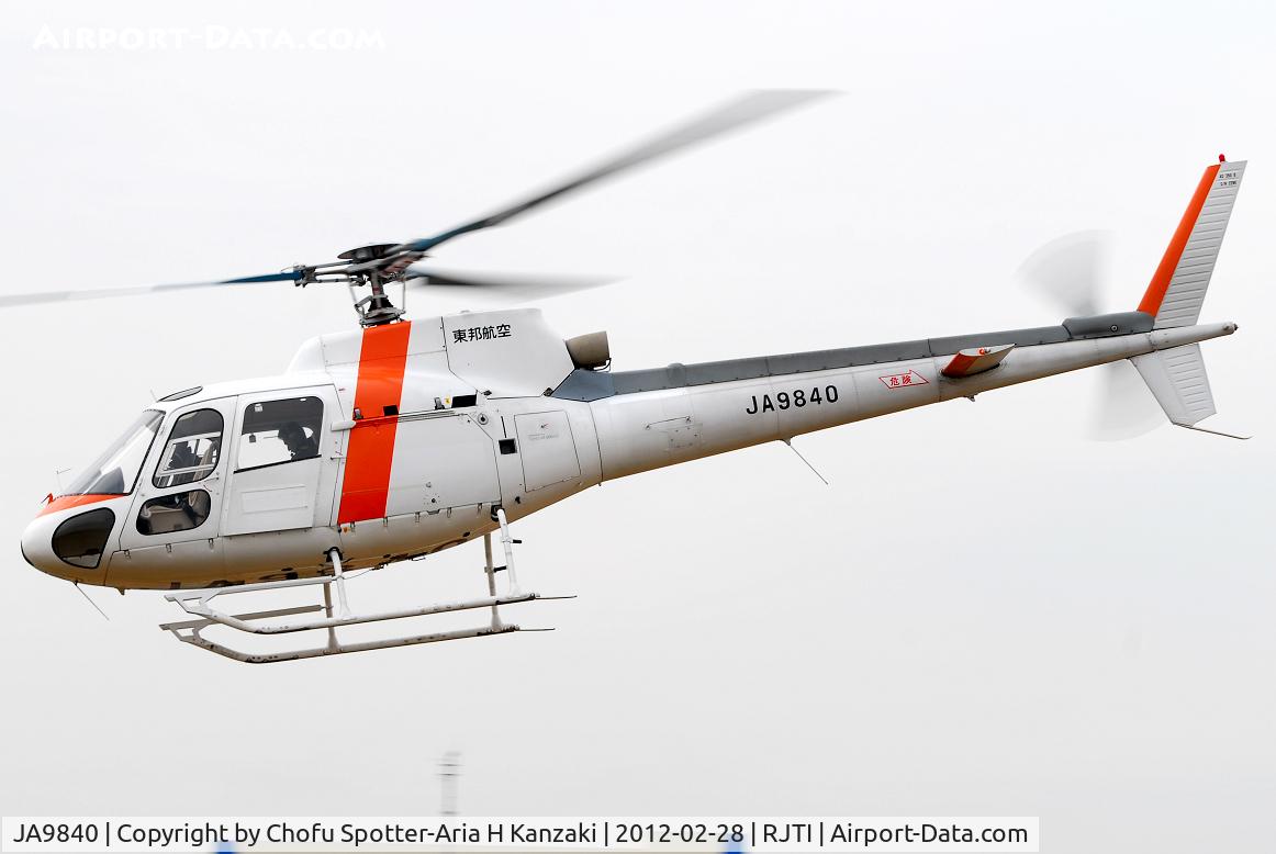 JA9840, 1990 Aerospatiale AS-350B Ecureuil C/N 2290, NikonD200+TAMRON SP AF 70-200mm F/2.8 Di LD [IF]