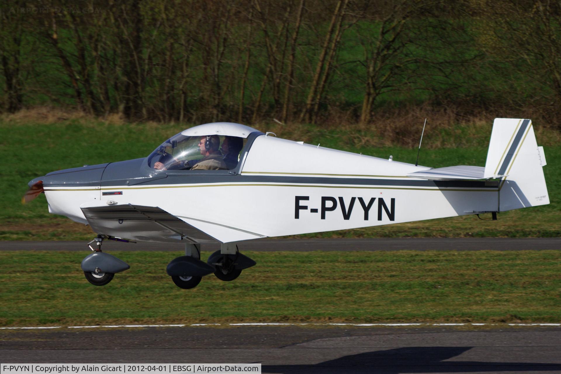 F-PVYN, 2004 Jodel D.18T C/N 483, Landing