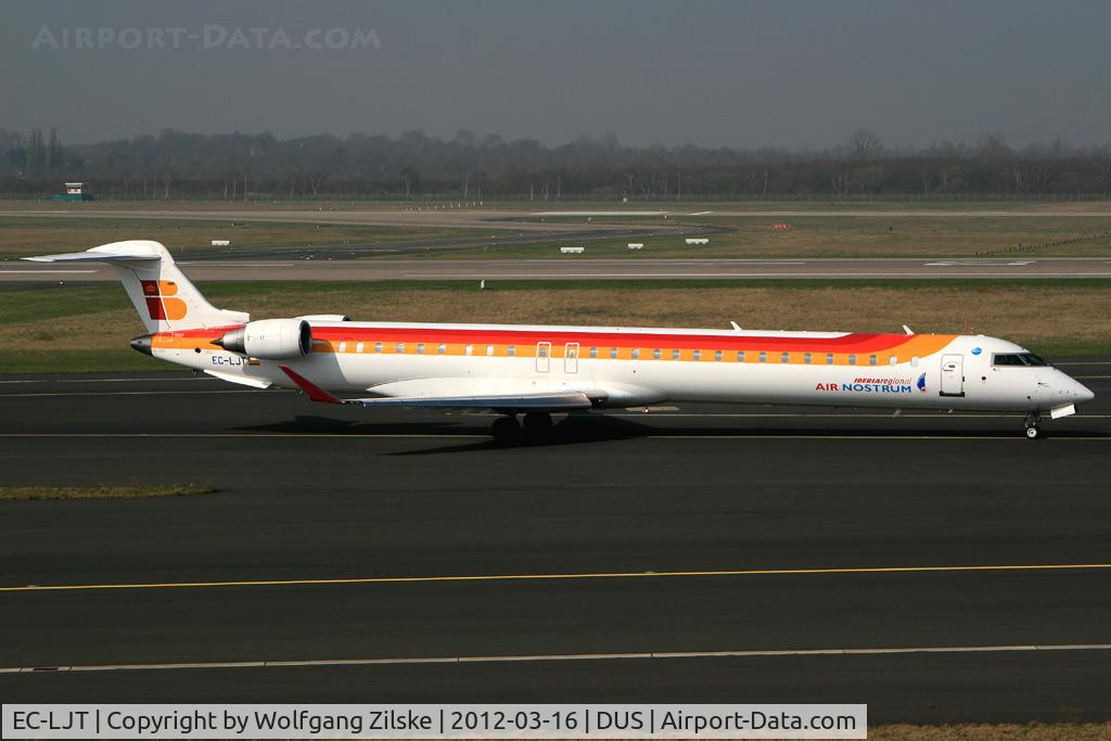 EC-LJT, 2010 Bombardier CRJ-1000ER NG (CL-600-2E25) C/N 19005, visitor