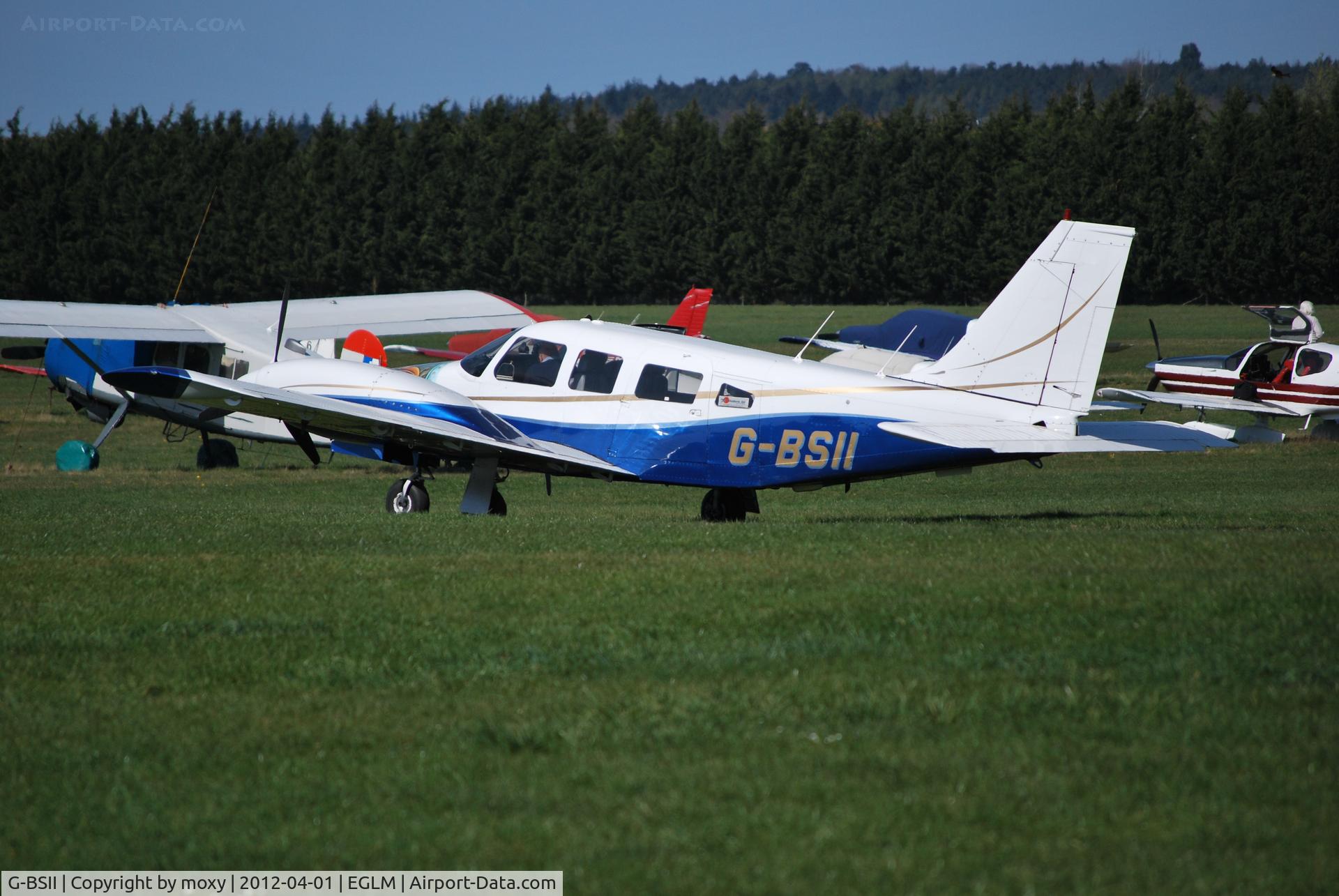 G-BSII, 1980 Piper PA-34-200T Seneca II C/N 34-8070336, Piper Seneca II at White Waltham Ex N8253N