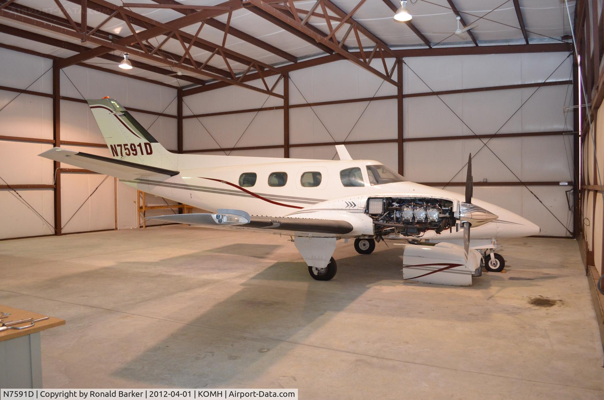 N7591D, 1971 Beech A60 Duke C/N P-171, Orange