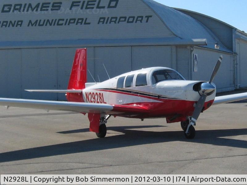 N2928L, 1967 Mooney M20F Executive C/N 670322, On the ramp at Urbana, Ohio