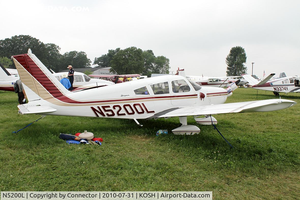 N5200L, 1967 Piper PA-28-180 C/N 28-4490, EAA Airventure 2010.