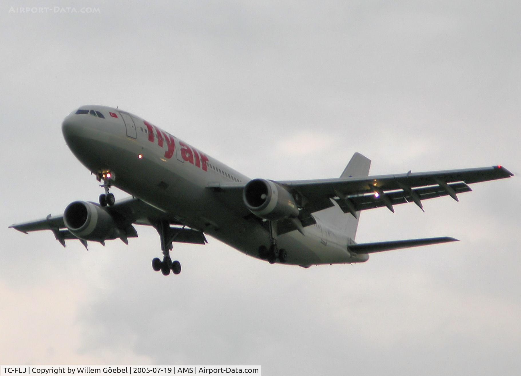 TC-FLJ, 1980 Airbus A300B2K-3C C/N 082, Landing on runway C18 of Schiphol Airport