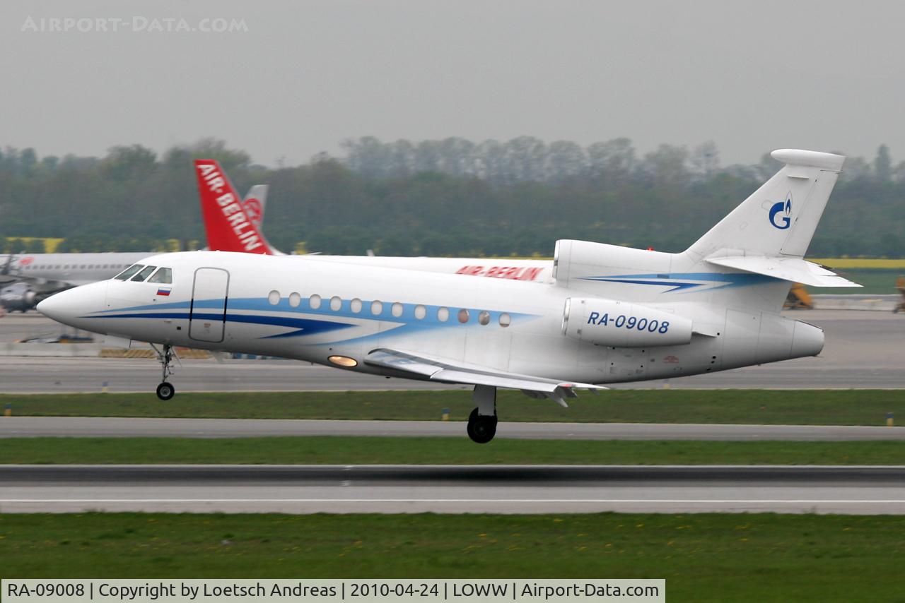 RA-09008, 2004 Dassault Falcon 900EX C/N 142, Gazprom