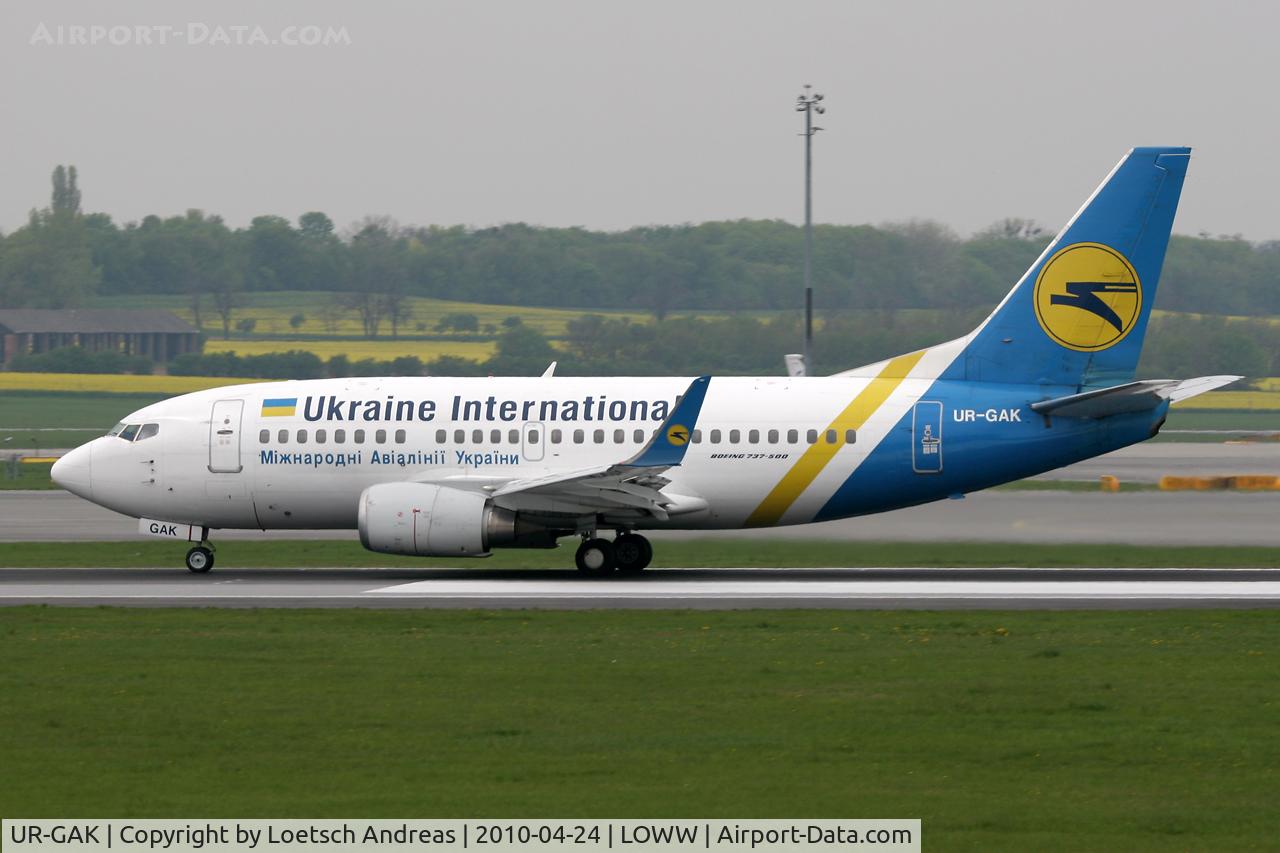 UR-GAK, 1992 Boeing 737-5Y0 C/N 26075, Ukraine International